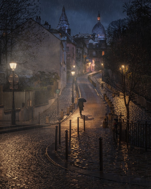 A Rainy Night in Paris - Walk The Line